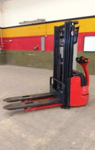 FORKLIFT WITH MAN STANDING BRAND
